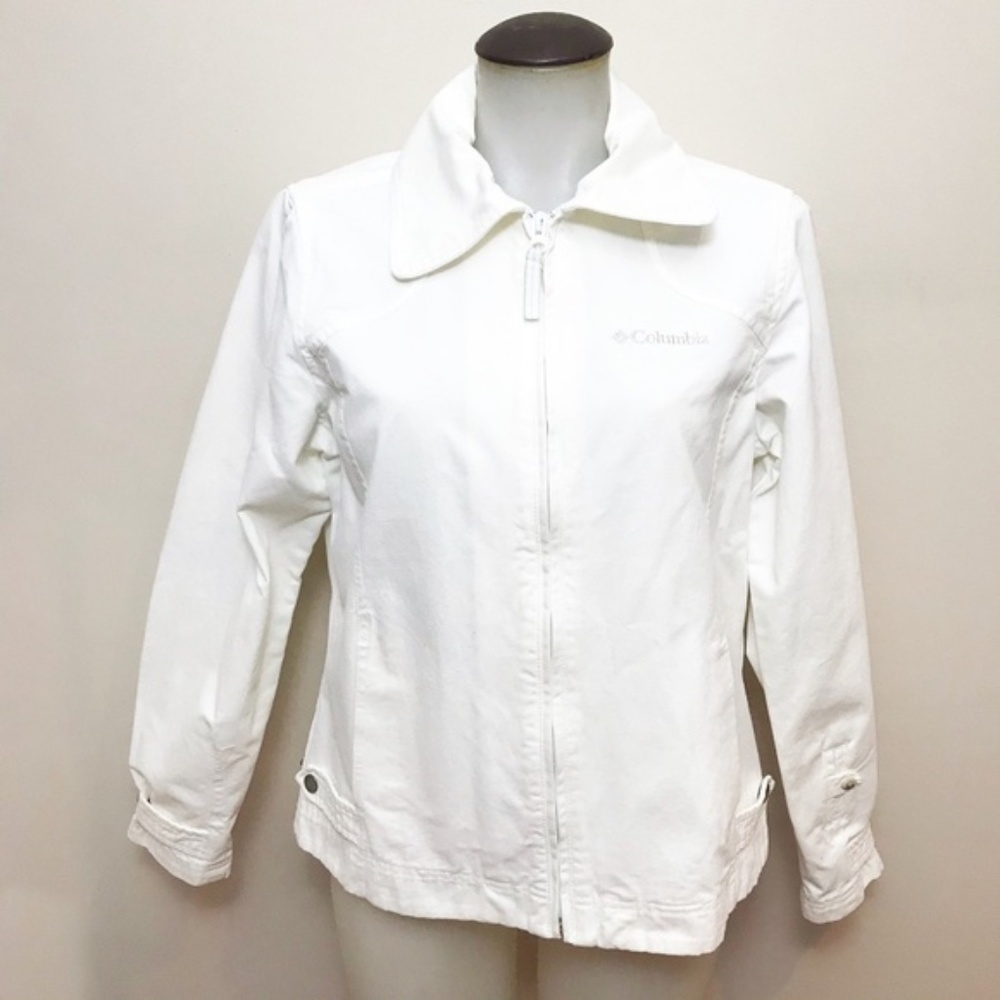 Canvas white columbia zip front jacket 🤍